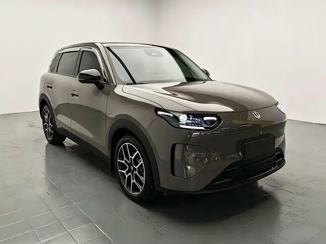 Leapmotor A10