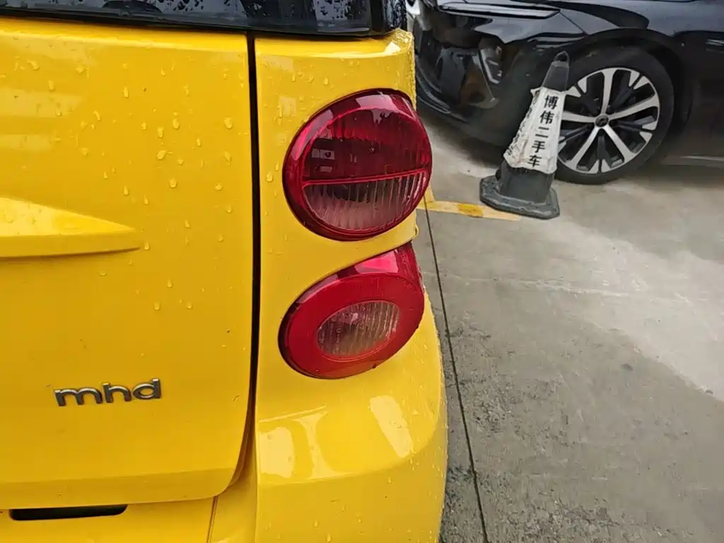 smart Smart Fortwo — миниатюра 8