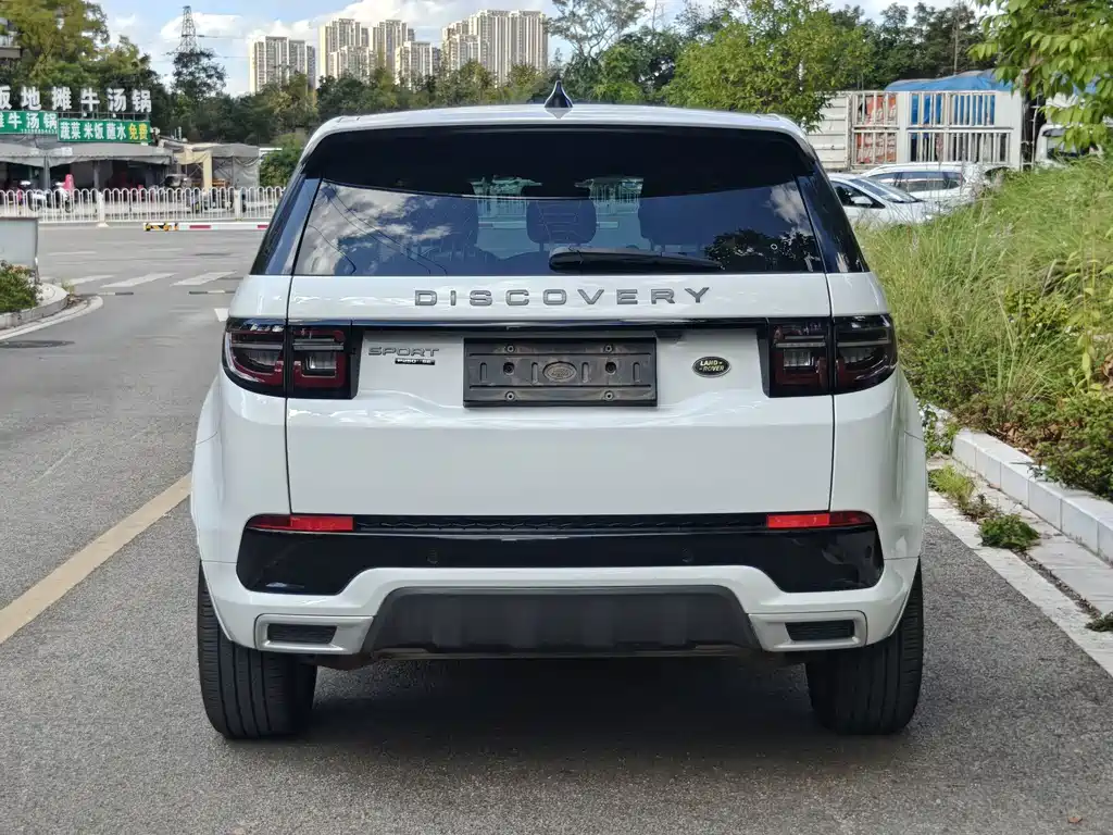 Land Rover Discovery Sport — миниатюра 6
