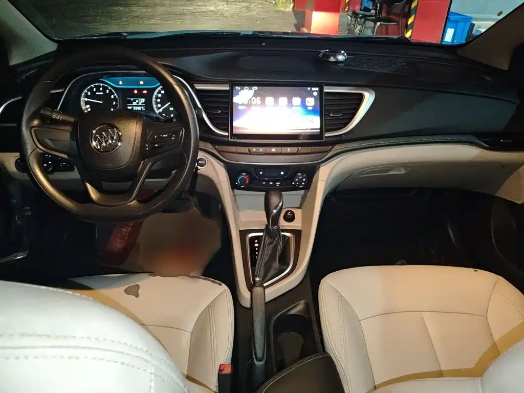 Buick Excelle — миниатюра 10