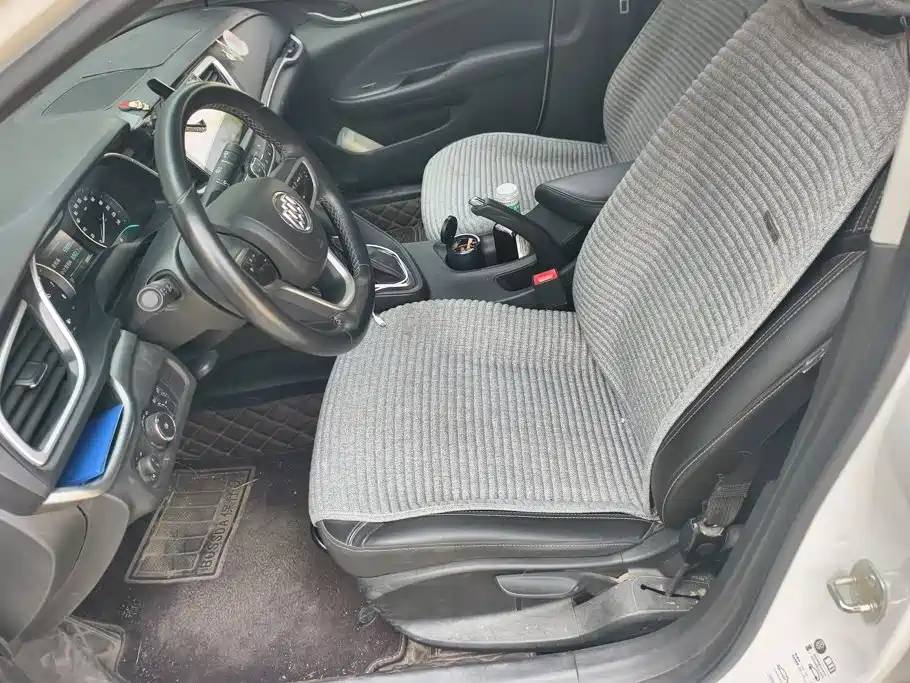 Buick Excelle — миниатюра 9