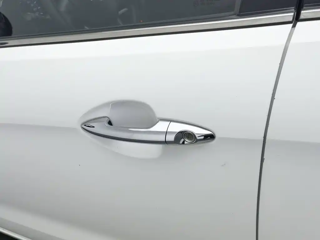 Kia K2 — миниатюра 18