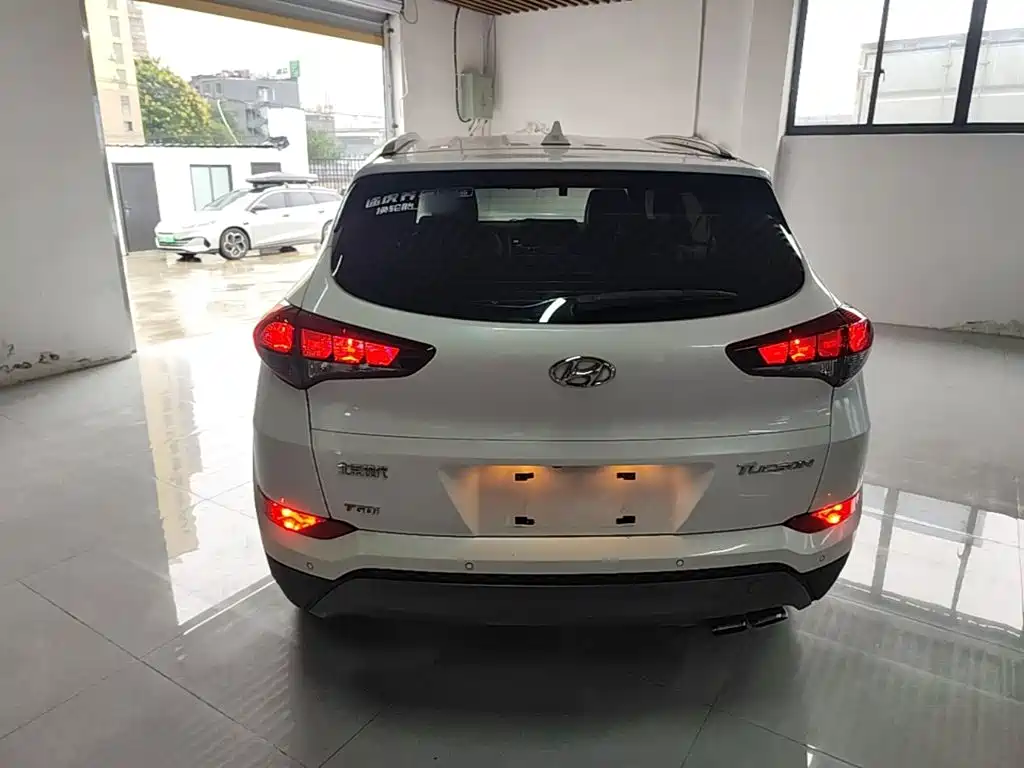 Hyundai Tucson — миниатюра 6