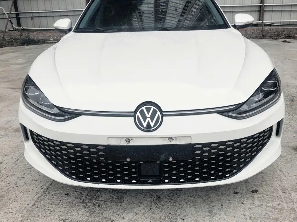 Volkswagen Lamando — миниатюра 2