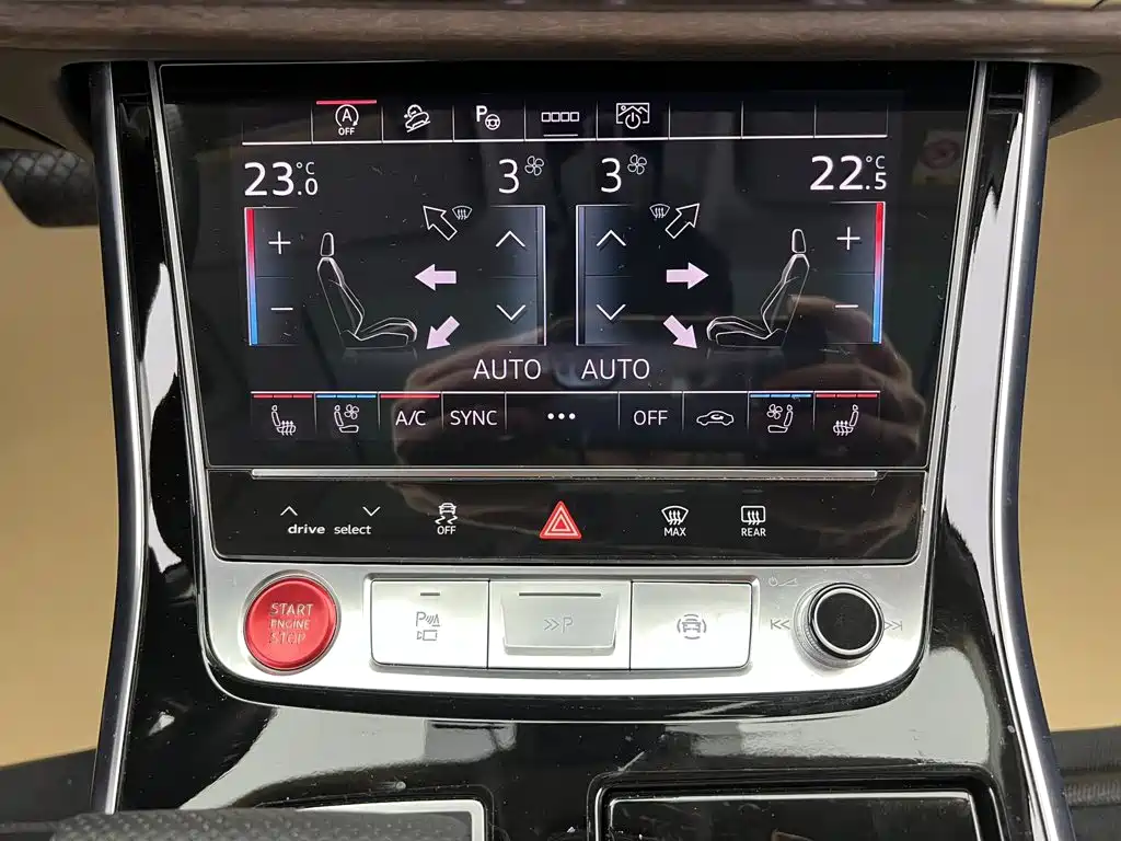 Audi Q7 — миниатюра 31