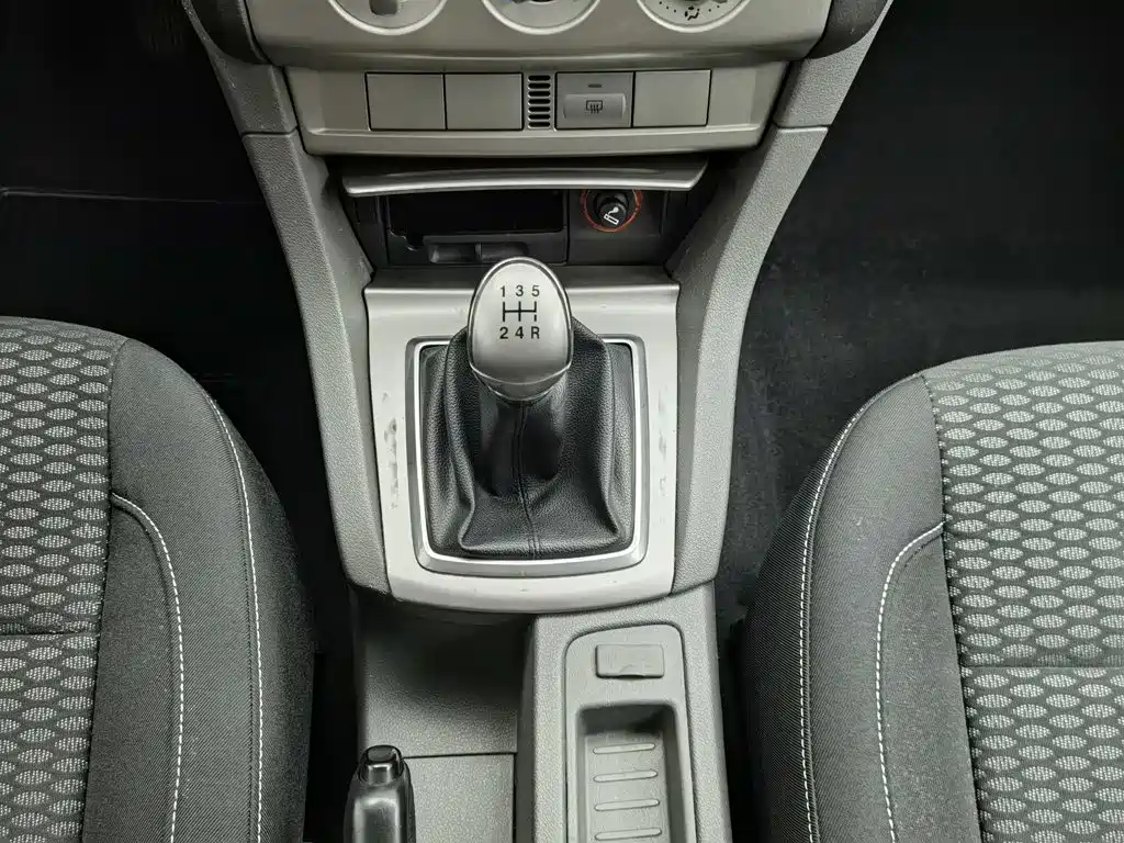 Ford Focus — миниатюра 13