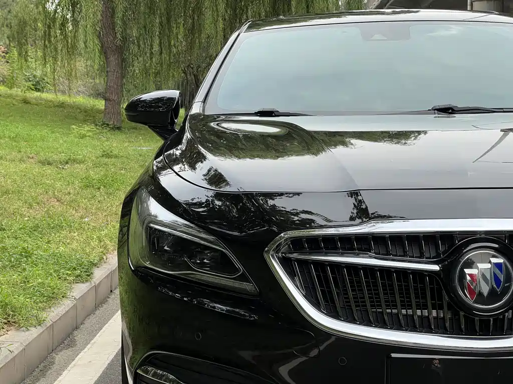Buick LaCrosse — миниатюра 11