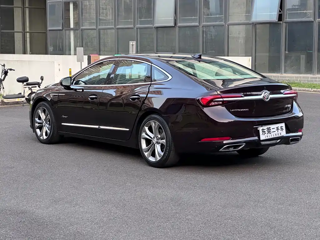 Buick LaCrosse — миниатюра 9