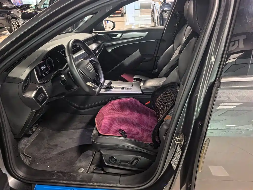 Audi A6L 2021 55 TFSI quattro Premium