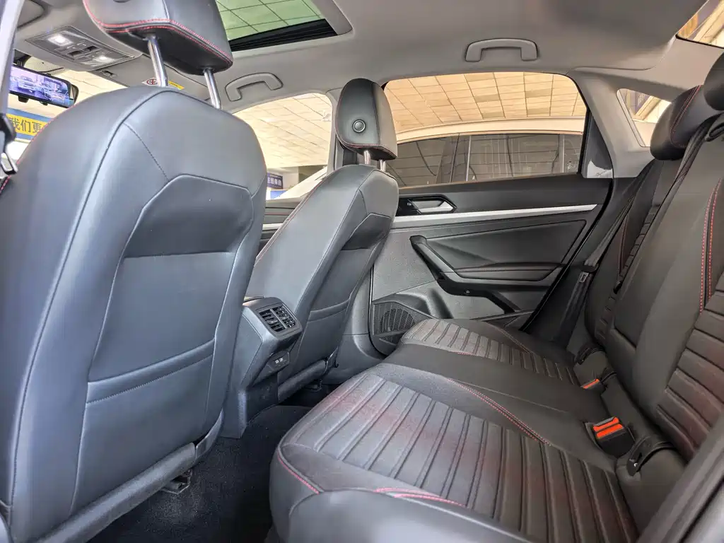 Volkswagen Lavida — миниатюра 10