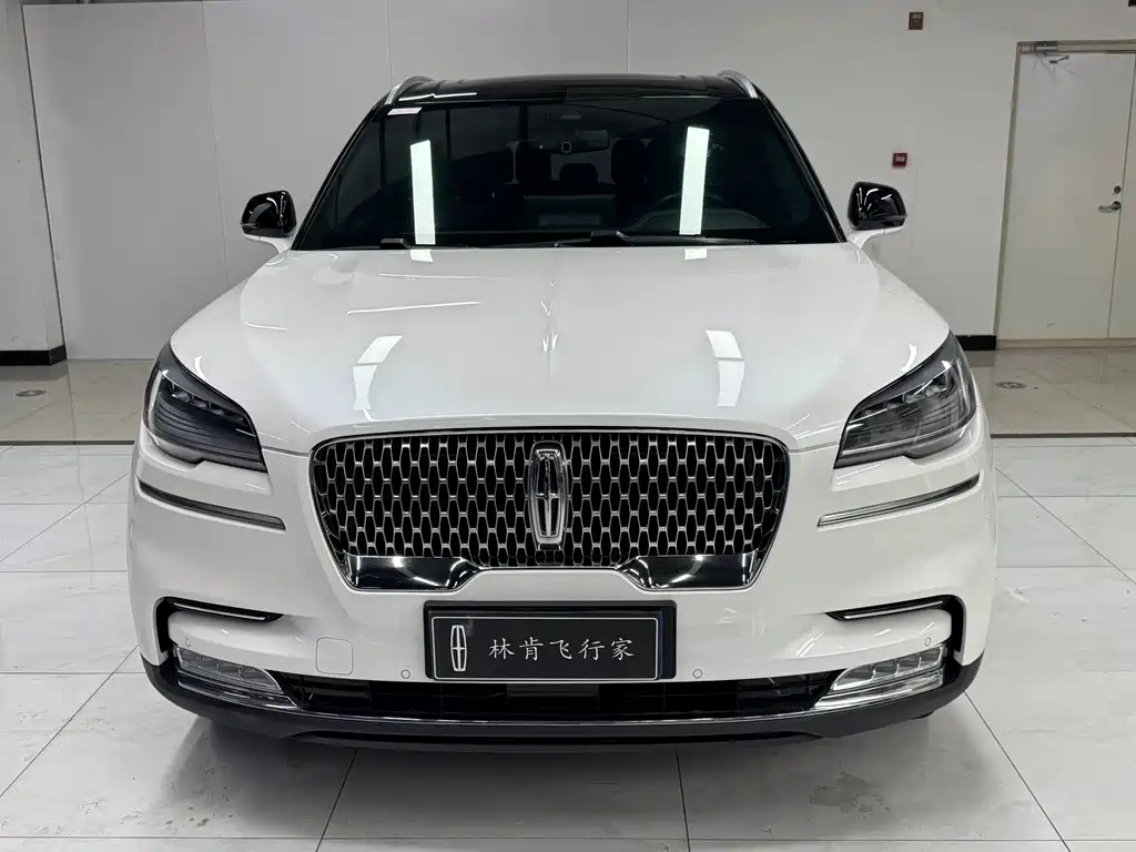 Lincoln Aviator — миниатюра 2