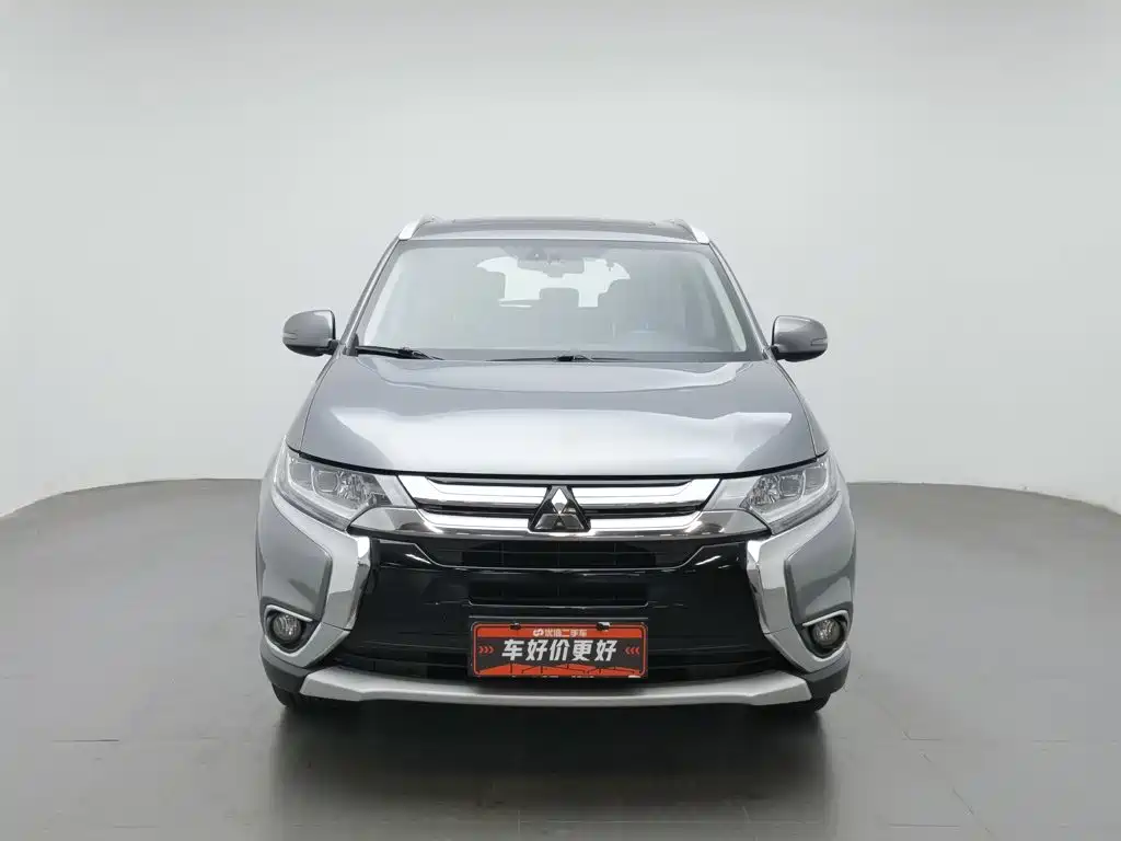 Mitsubishi Outlander — миниатюра 3