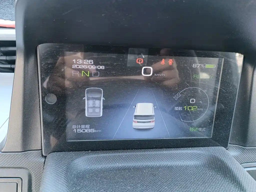 Wuling MINIEV — миниатюра 8