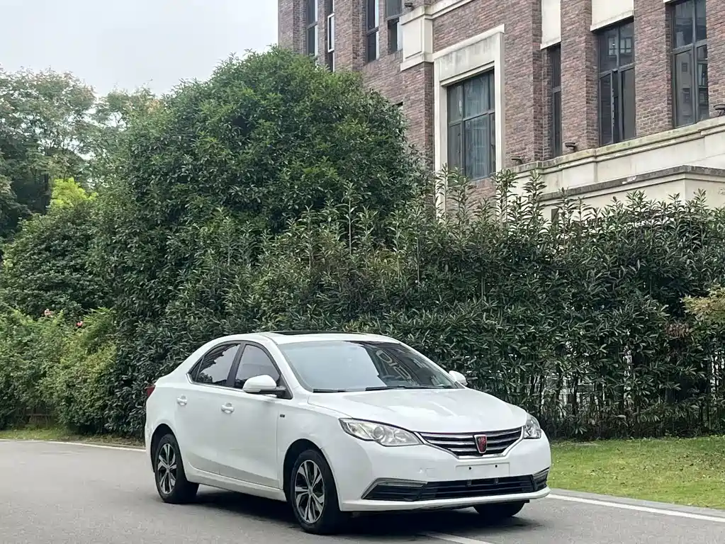 Roewe 360 — миниатюра 10