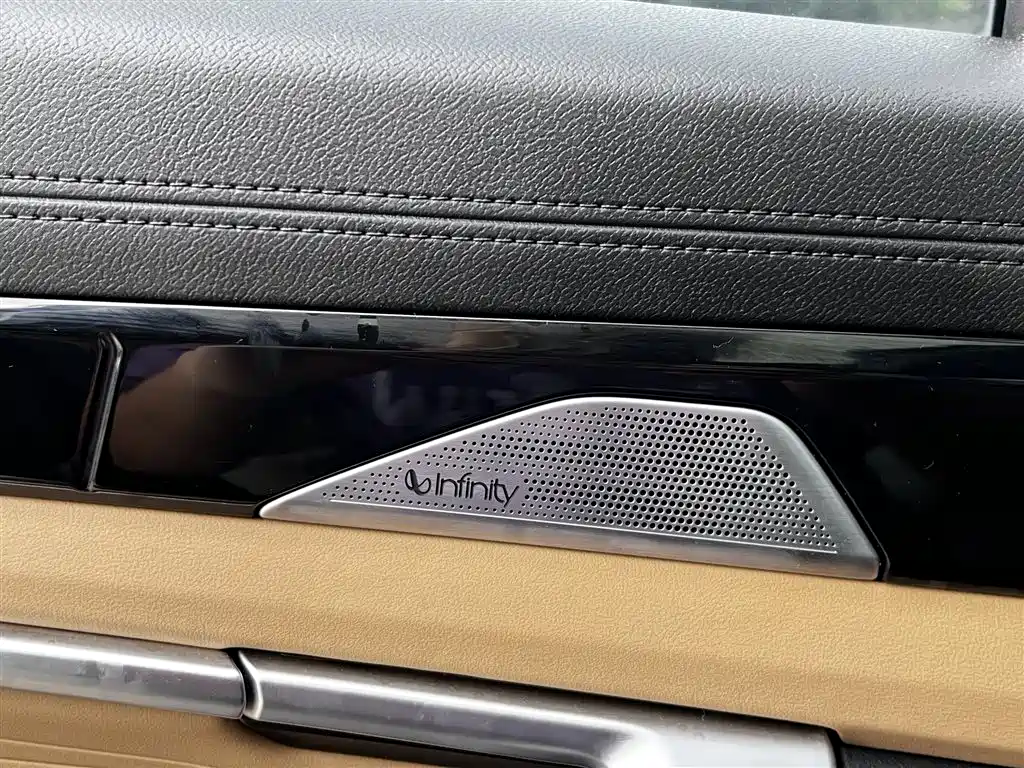 Geely Boyue L — миниатюра 16