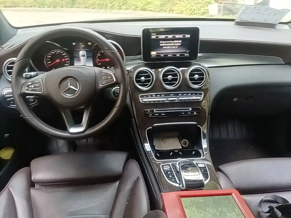 Mercedes-Benz GLC — миниатюра 10