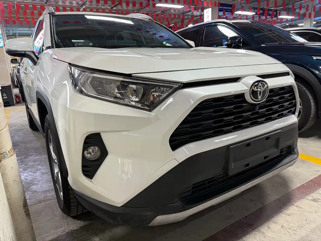 TOYOTA RAV4 RONGFANG