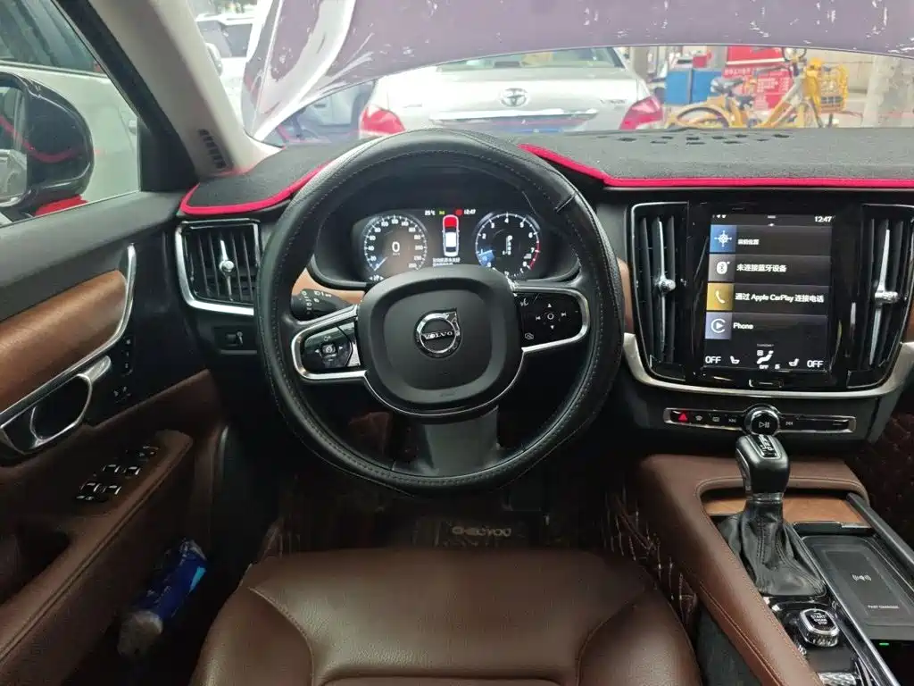 Volvo S90 — миниатюра 11