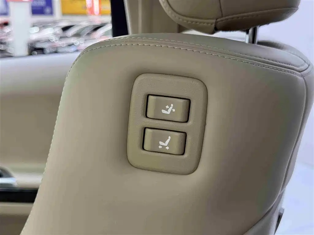 Toyota Alphard 2012 3.5L Luxury