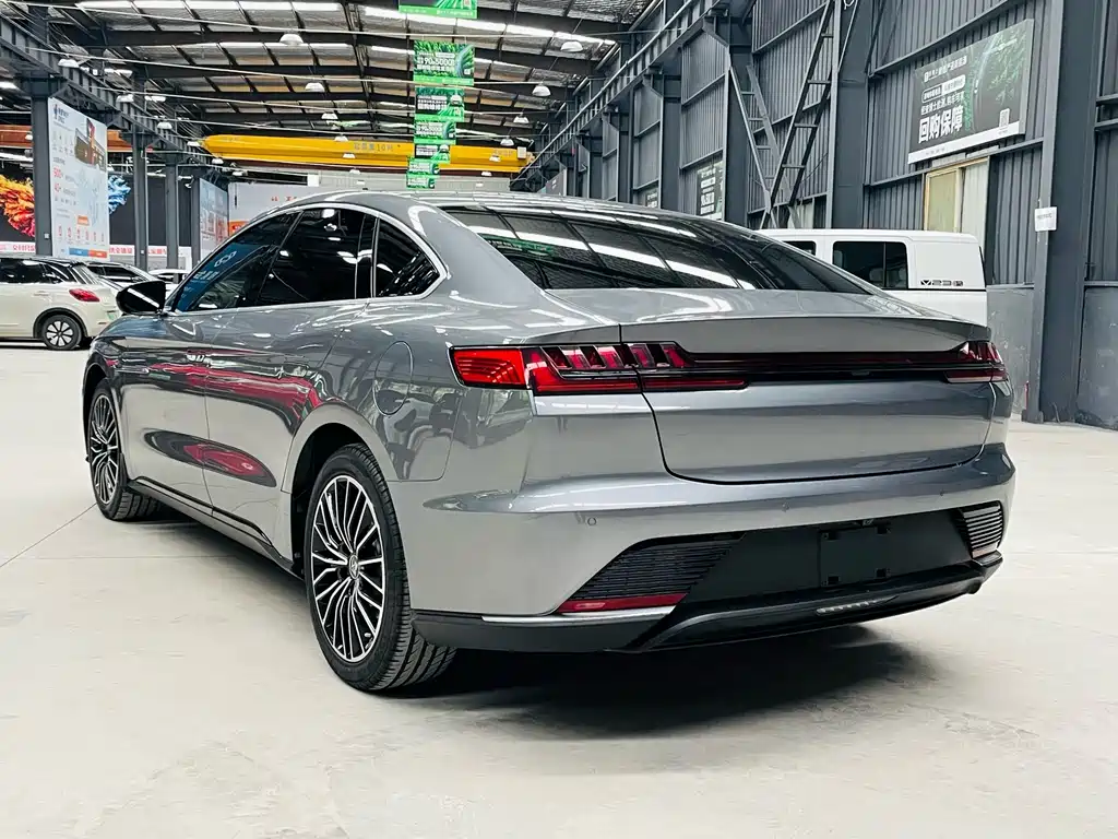 BYD Han — миниатюра 7