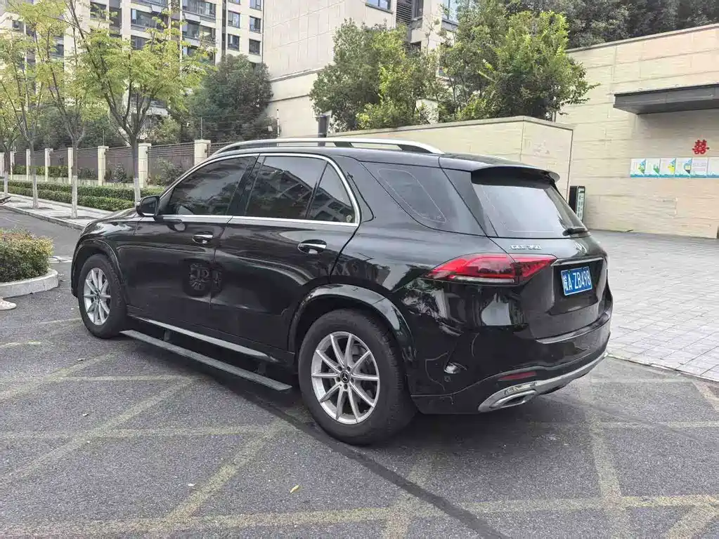 Mercedes-Benz GLE (Import) — миниатюра 9