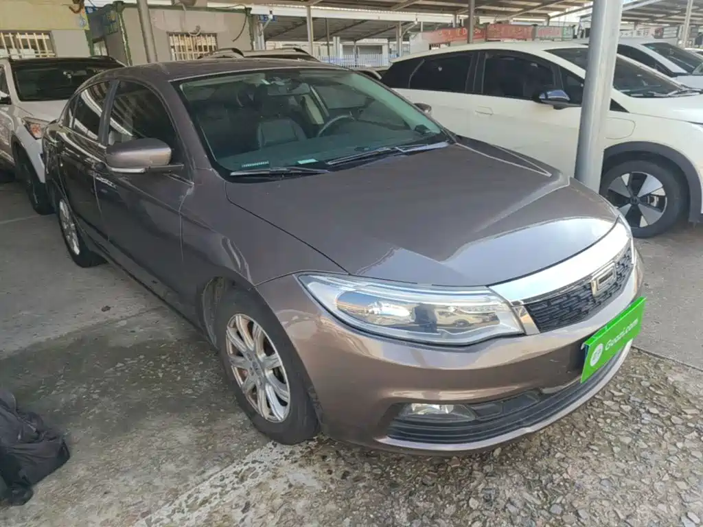 Qoros Qoros 3 — миниатюра 4