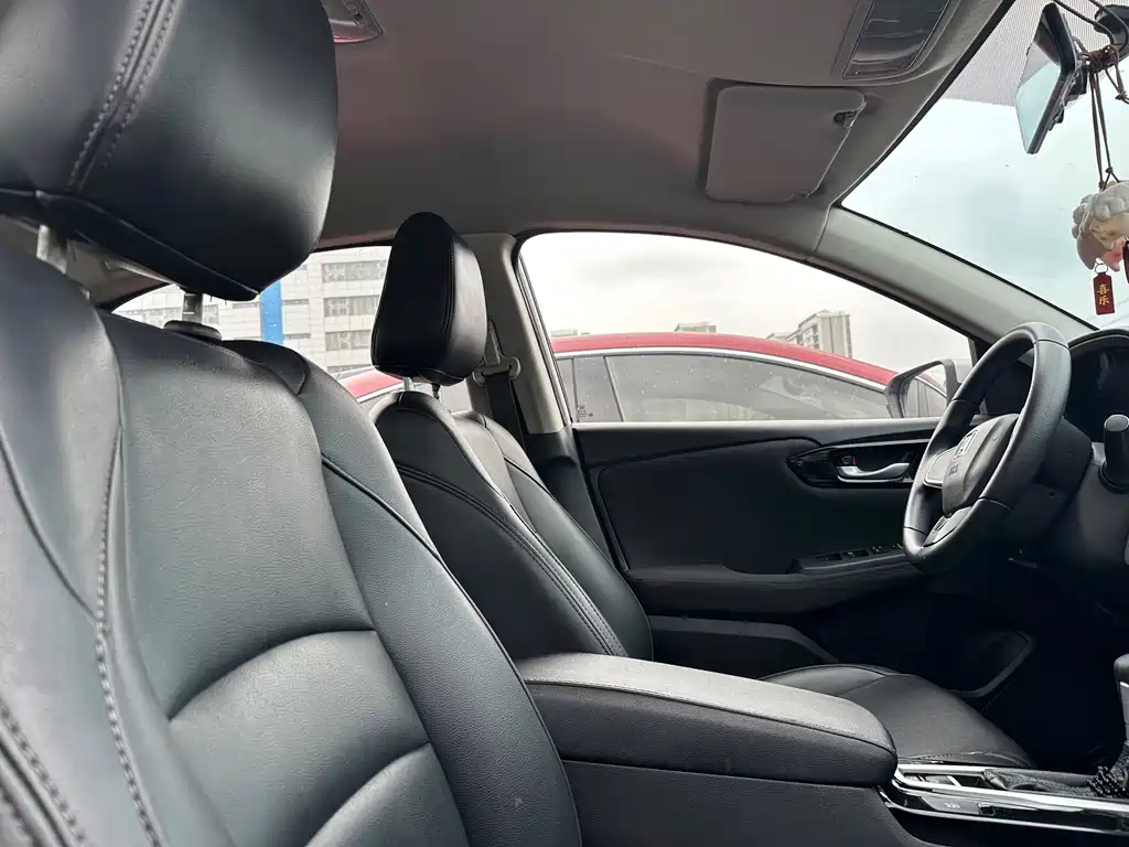 Honda Envix 2019 180TURBO CVT Enjoy V