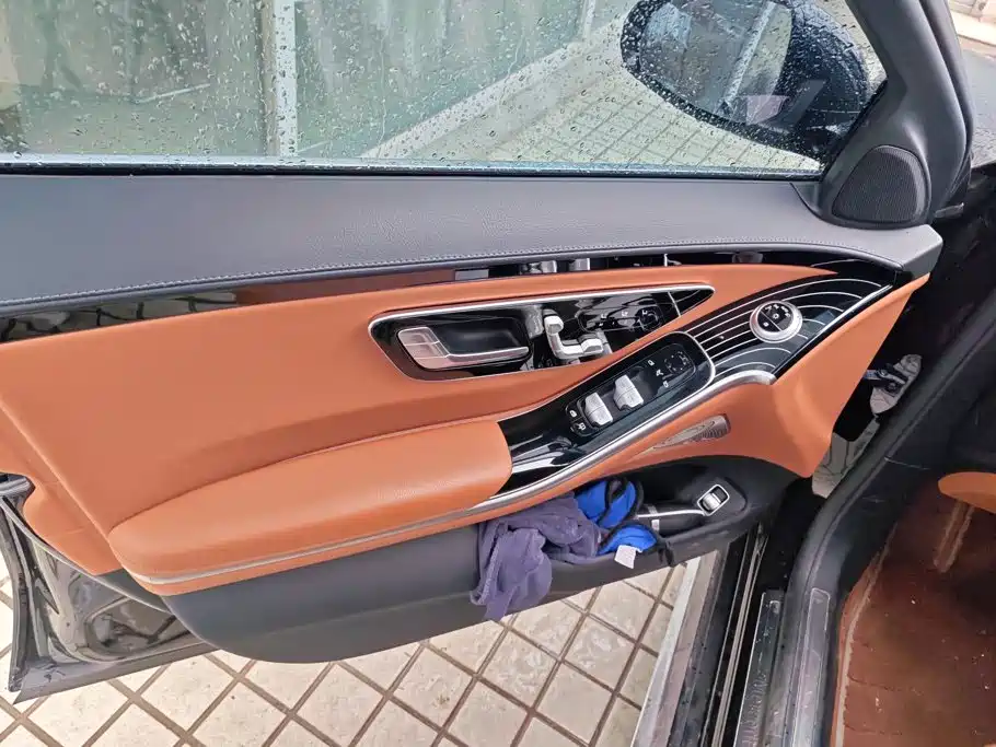 Mercedes-Benz S-Class — миниатюра 7