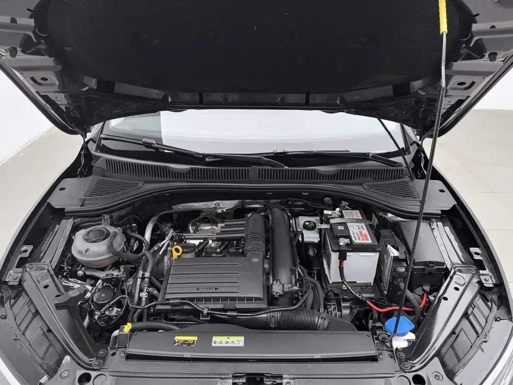 Volkswagen Sagitar — миниатюра 6