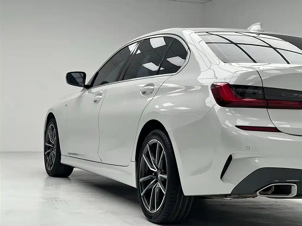 BMW 3 Series 3 2022 320Li M Sport