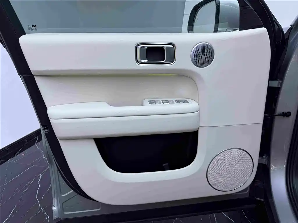 Li Auto Li L6 — миниатюра 7