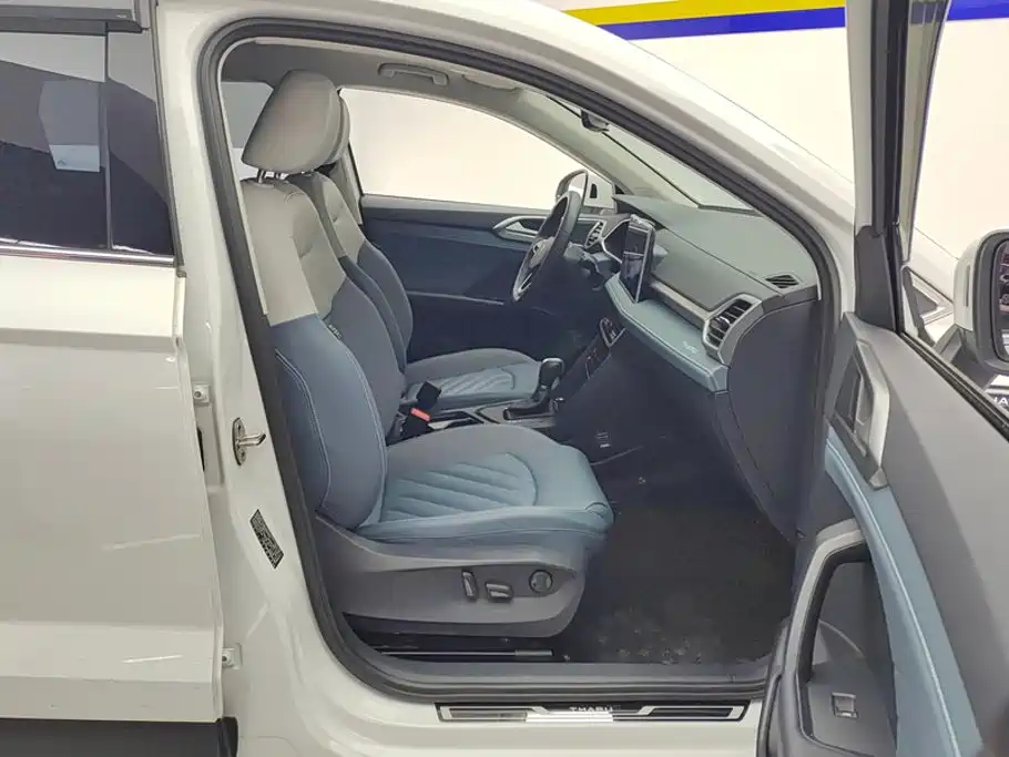 Volkswagen Tharu — миниатюра 8