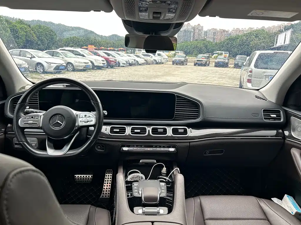Mercedes-Benz GLS — миниатюра 22