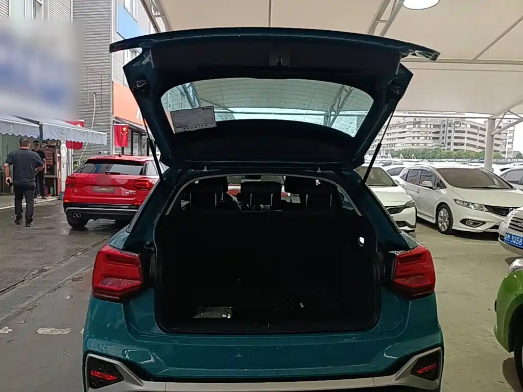 Audi Q2L — миниатюра 19