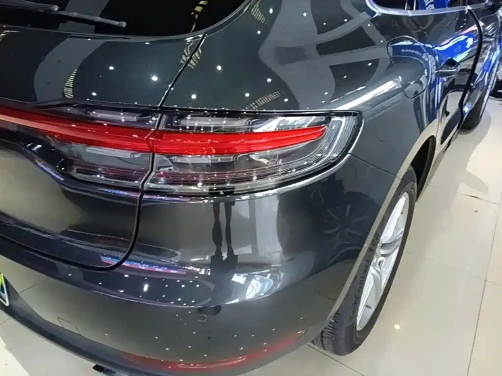 Porsche Macan — миниатюра 8