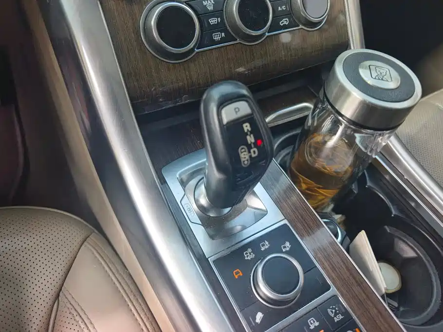 Land Rover Sport — миниатюра 16