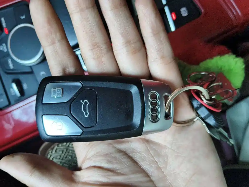 Audi A4L — миниатюра 12
