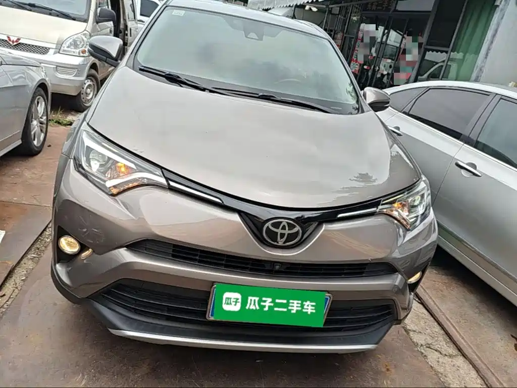 Toyota RAV4 2018 2.5L AT Elite i