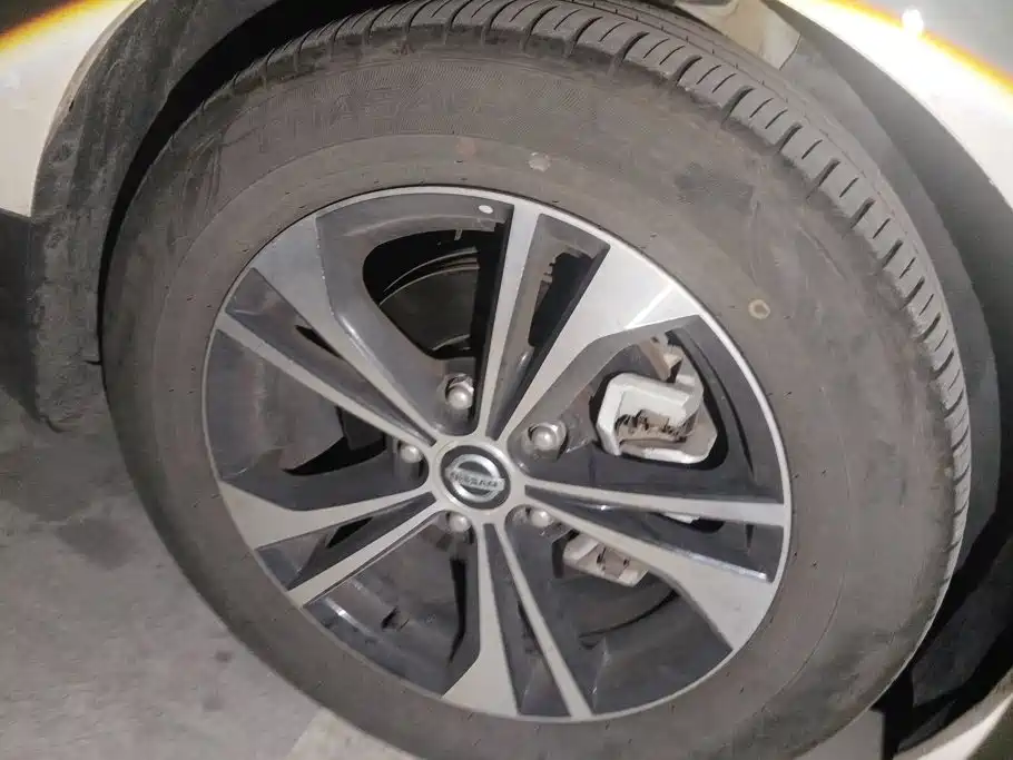 Nissan Sylphy — миниатюра 6