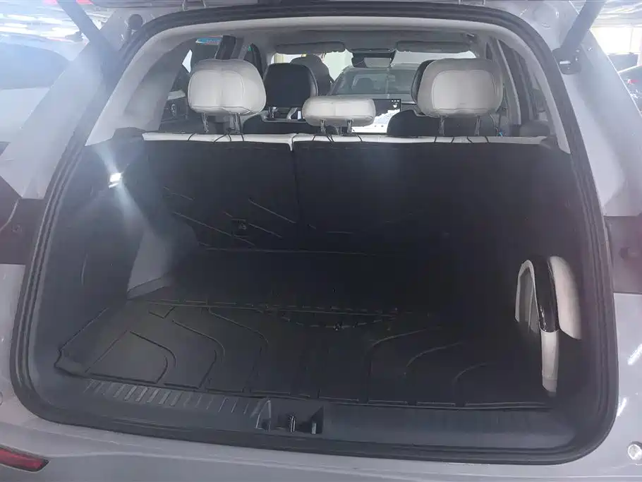 GEELY GALAXY GALAXY E5