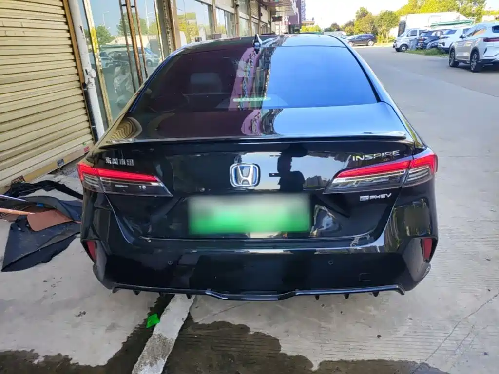 Honda Inspire PHEV — миниатюра 6