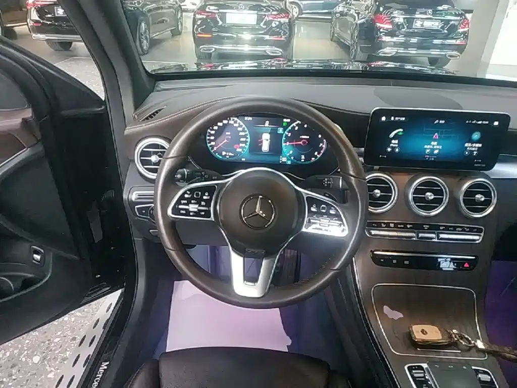 Mercedes-Benz GLC — миниатюра 11