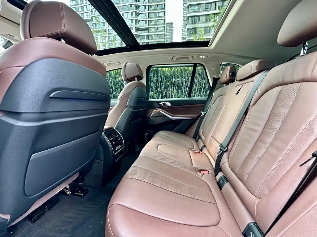 BMW X5 (Import) — миниатюра 13