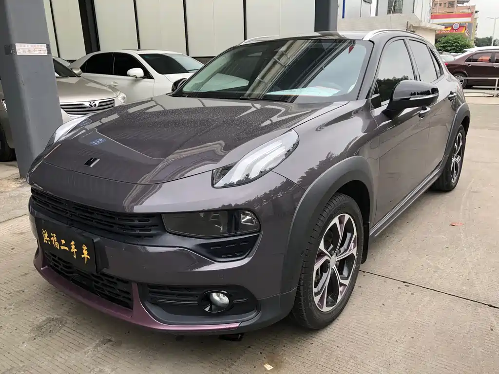 Купить Lynk & Co 02