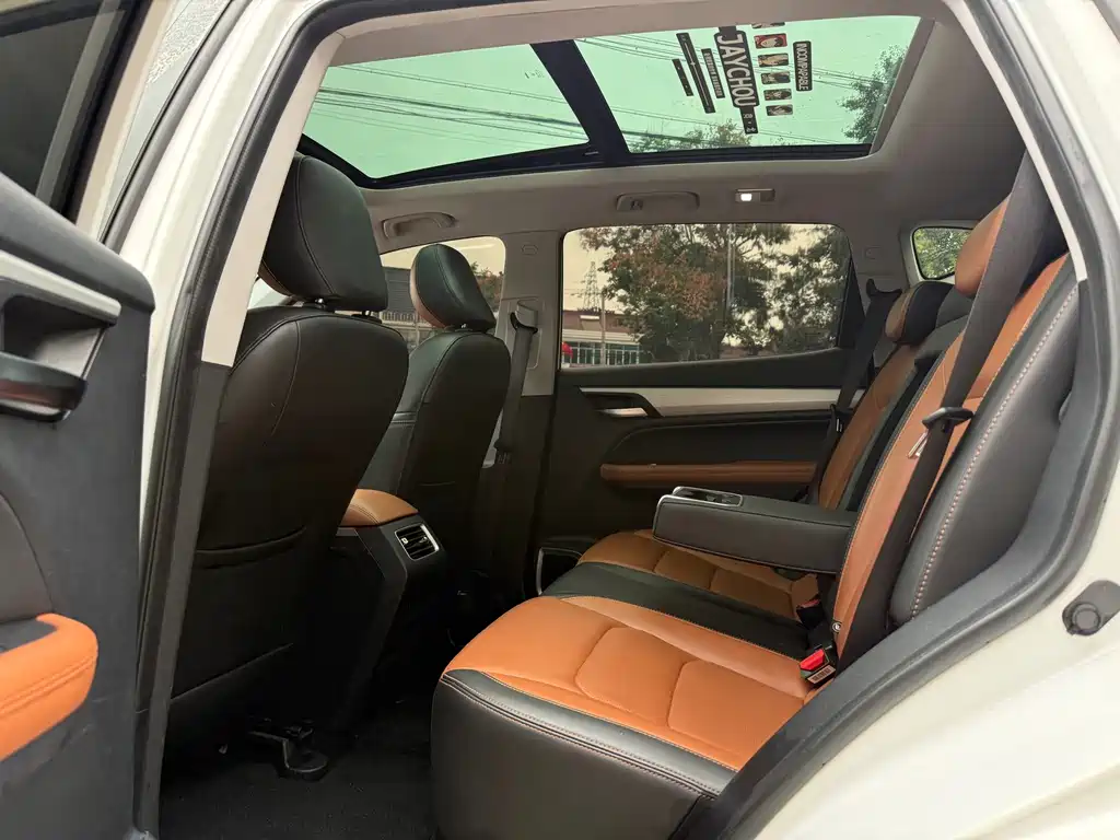 Geely Vision X6 — миниатюра 8
