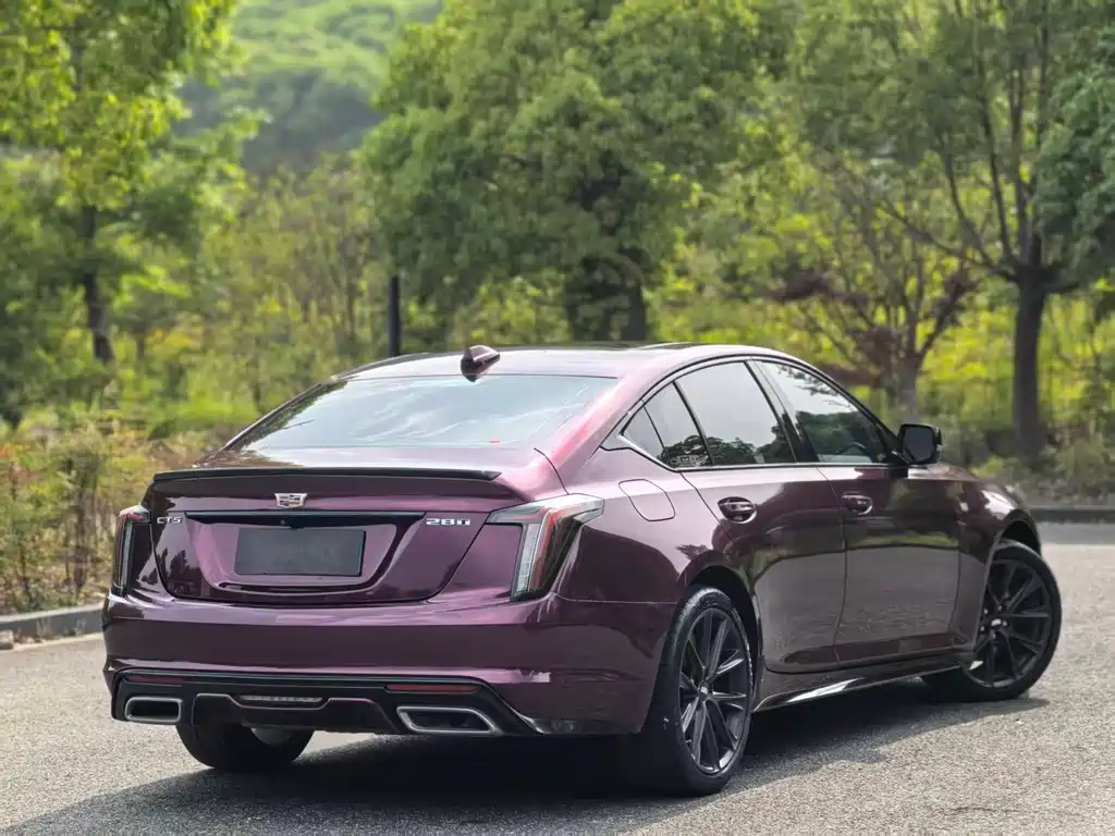 Cadillac CT5 2023 28T