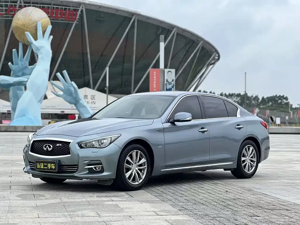 INFINITI  Q50L