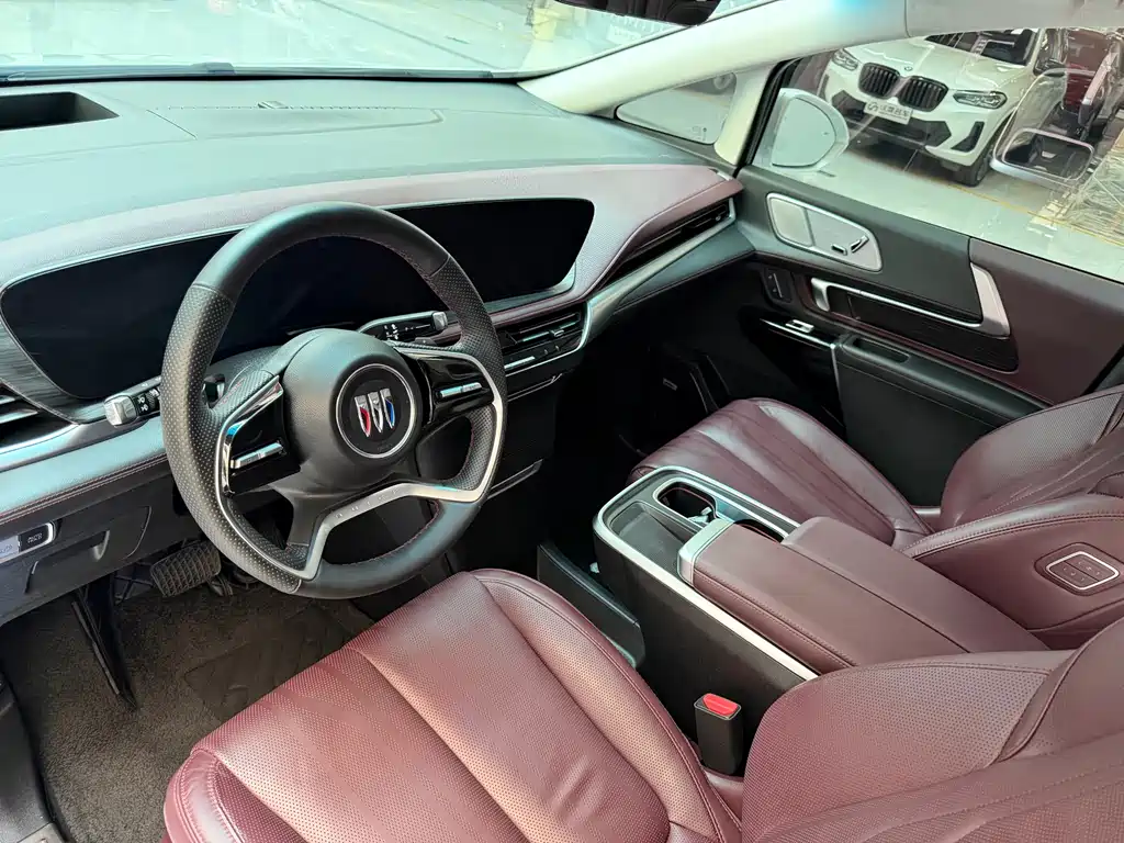 Buick Century — миниатюра 10