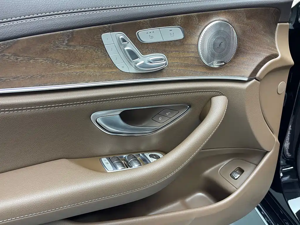 Mercedes-Benz E-Class E 2023 E 300 L Luxury
