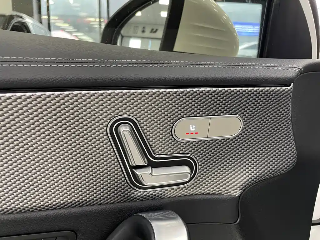 Mercedes-Benz A-Class — миниатюра 5